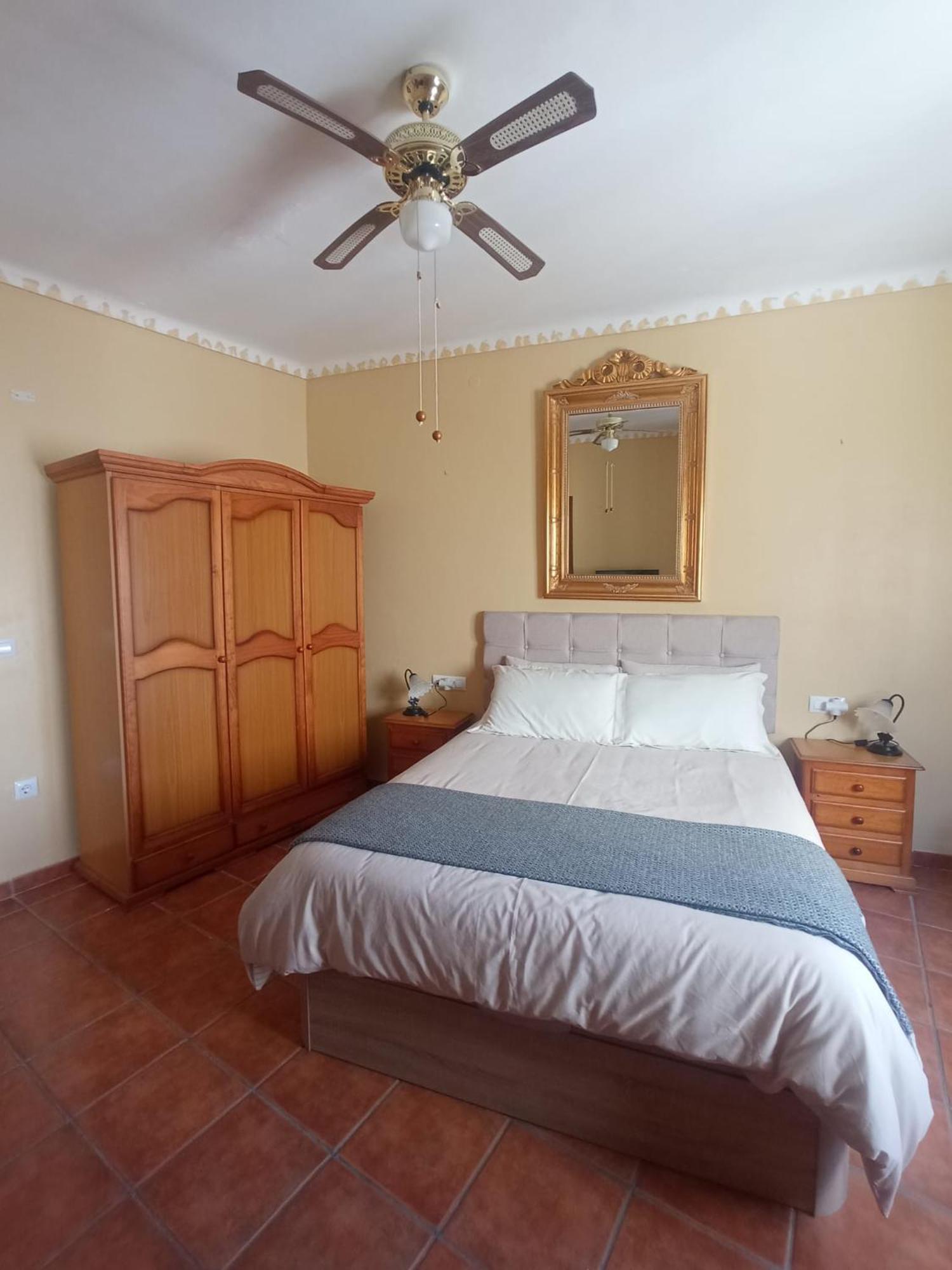 Hostal R-Conecta Cuevas De San Marcos Eksteriør bilde