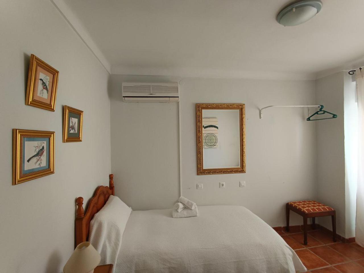 Hostal R-Conecta Cuevas De San Marcos Eksteriør bilde